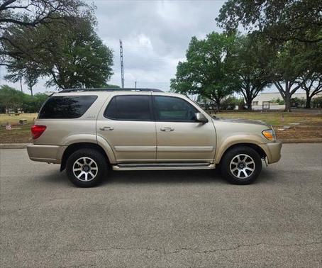2005 Toyota Sequoia SR5