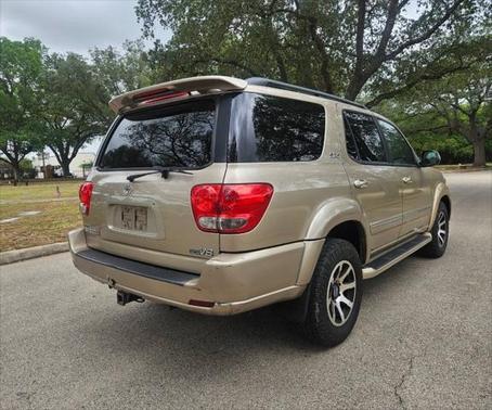 2005 Toyota Sequoia SR5