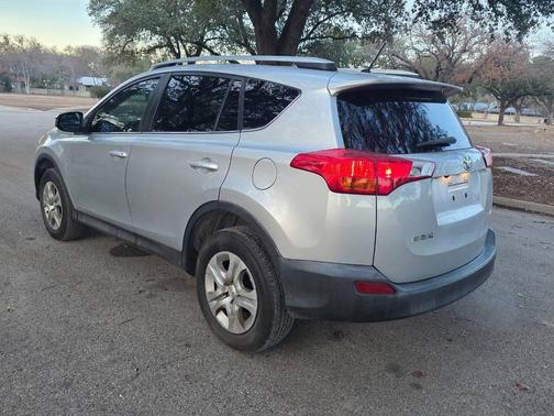 2014 Toyota RAV4 LE