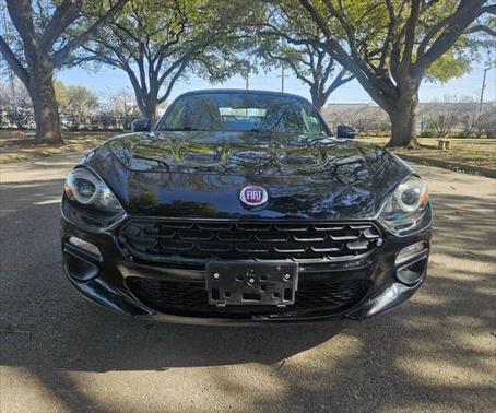 2017 FIAT 124 Spider Base