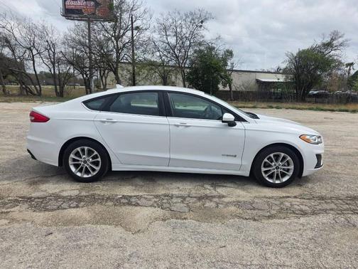 2019 Ford Fusion Hybrid SE