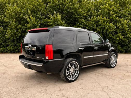 Black 2013 Cadillac Escalade Platinum Edition