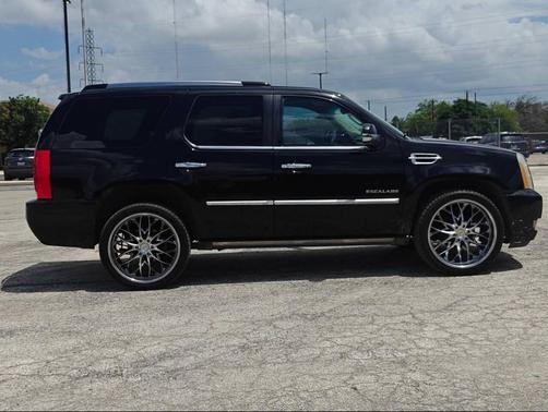 Black 2013 Cadillac Escalade Platinum Edition