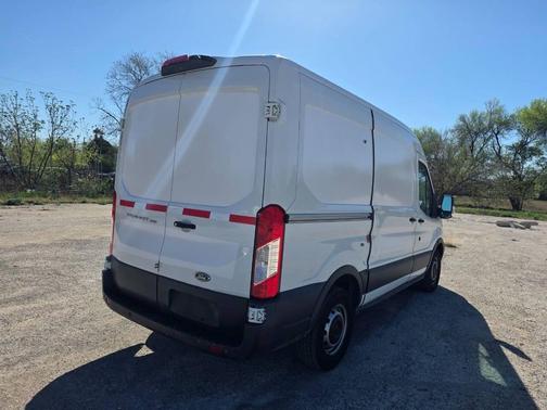 2018 Ford Transit-250 Base