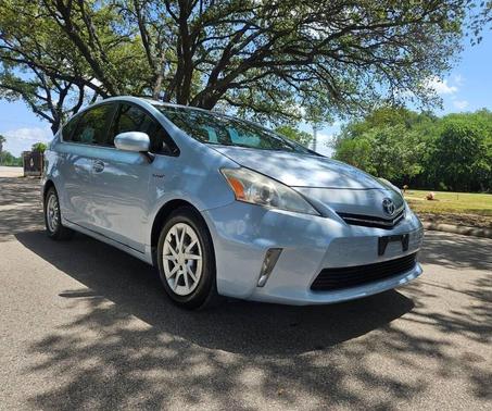 2012 Toyota Prius v Five