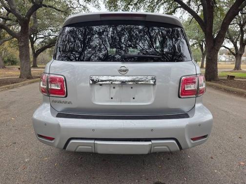 2017 Nissan Armada SV