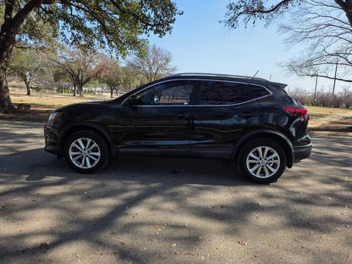 2018 Nissan Rogue Sport SV