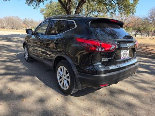 2018 Nissan Rogue Sport SV