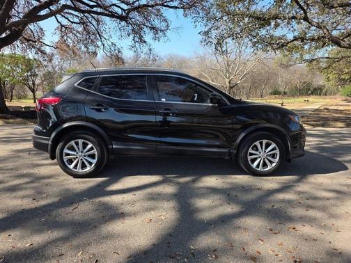 2018 Nissan Rogue Sport SV