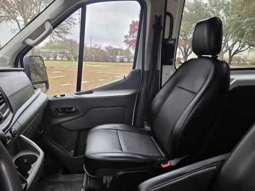2020 Ford Transit-250 Base
