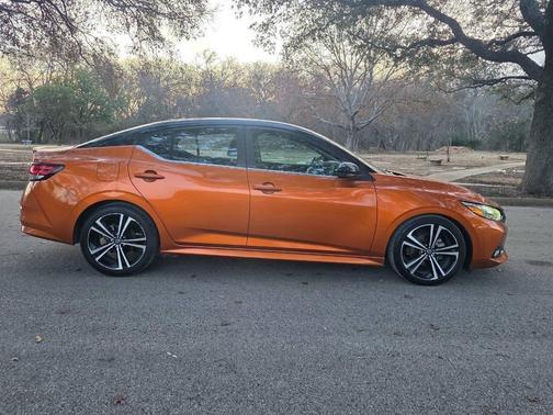 2020 Nissan Sentra SR