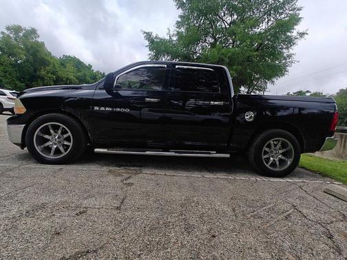 Black Clearcoat 2012 RAM 1500 SLT