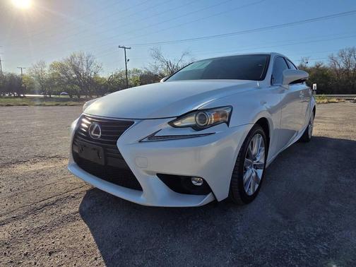 2016 Lexus IS 200t Base