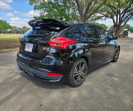 2017 Ford Focus ST
