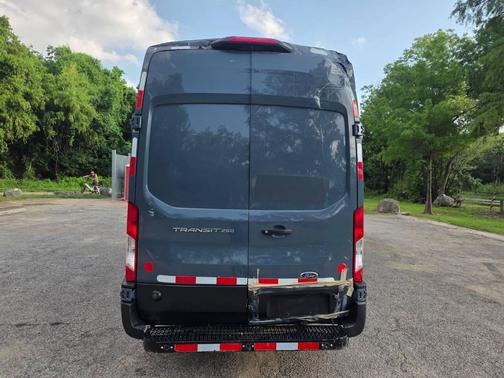 Blue Jeans 2020 Ford Transit-250 Base