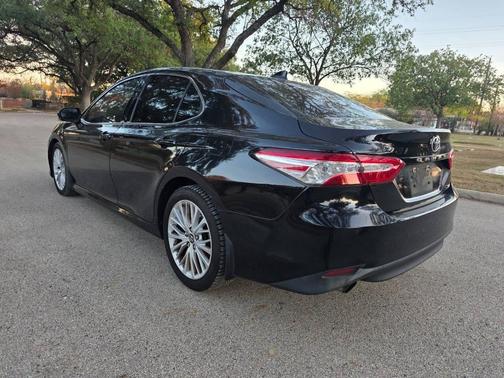 2018 Toyota Camry XLE
