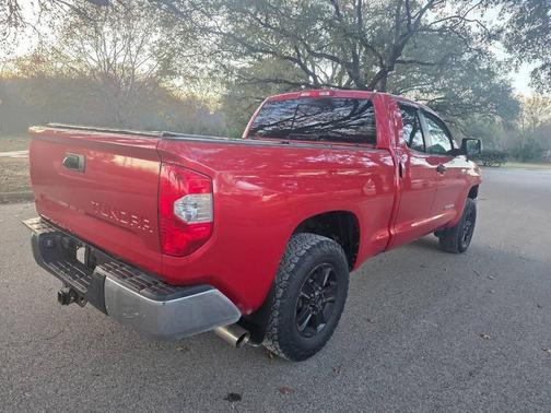 2015 Toyota Tundra SR5