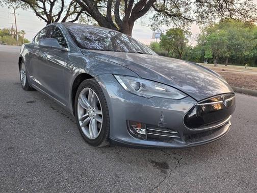 2013 Tesla Model S Base