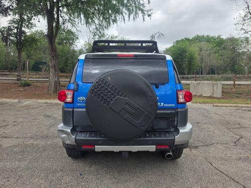 2007 Toyota FJ Cruiser Base