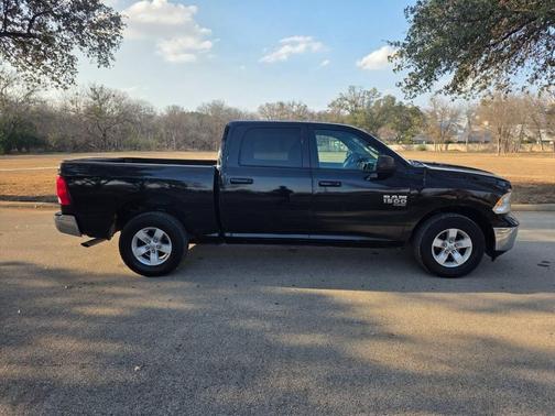 2021 RAM 1500 Classic SLT