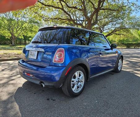 2013 MINI Hardtop Cooper