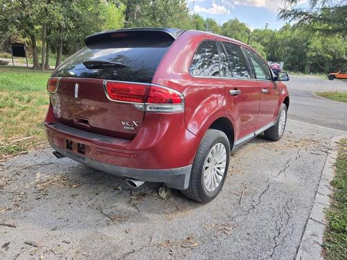 Ruby Red Metallic Tinted Clearcoat 2013 Lincoln MKX Base