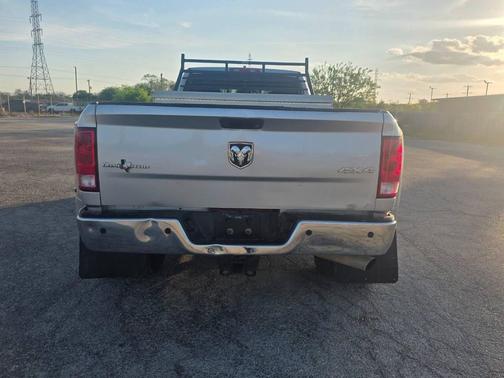 Bright Silver Metallic Clearcoat 2015 RAM 3500 Lone Star