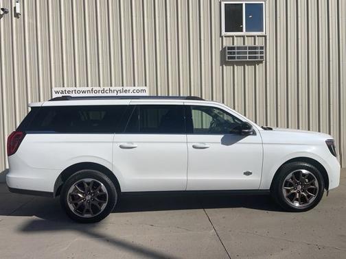 2025 Ford Expedition KING RANCH