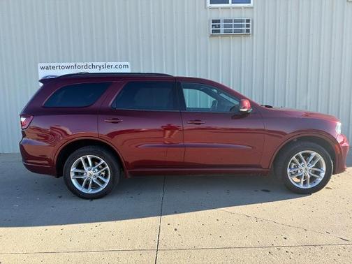 Octane Red Pearlcoat 2022 Dodge Durango GT