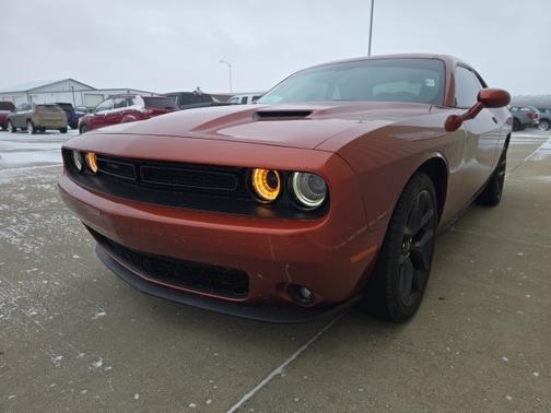 2022 Dodge Challenger SXT