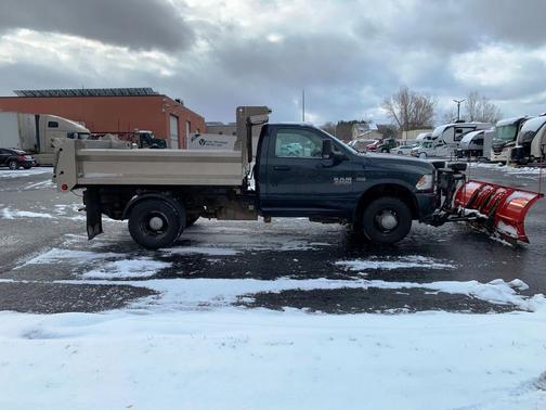 2018 RAM 3500 Tradesman/SLT