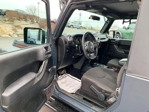 2017 Jeep Wrangler Sport