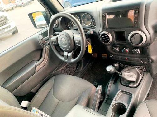2016 Jeep Wrangler Sport