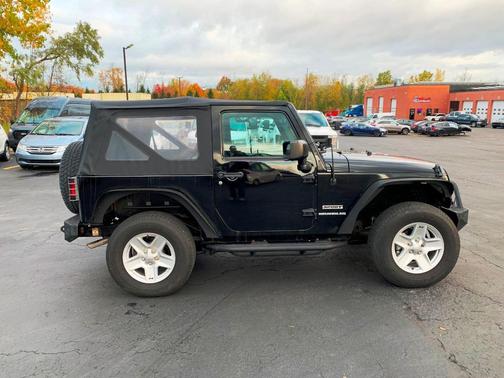 2016 Jeep Wrangler Sport