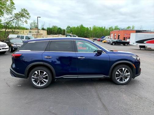 2022 INFINITI QX60 Luxe