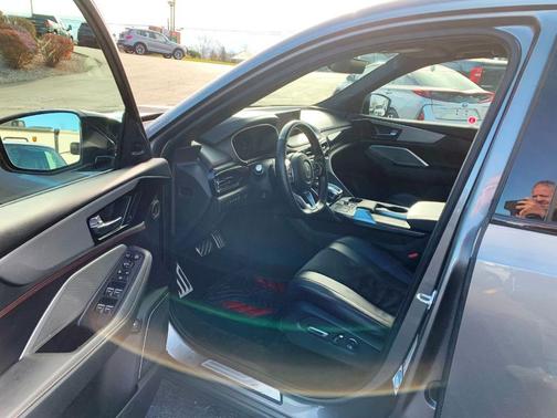 2022 Acura MDX A-Spec Package