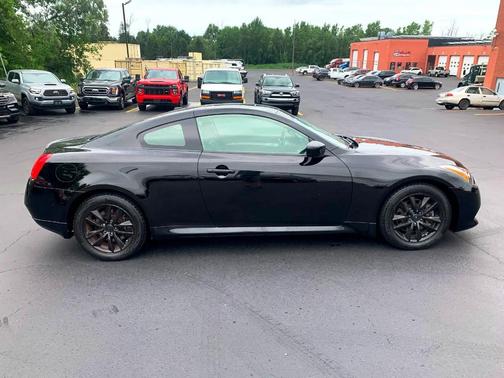 2013 INFINITI G37x Base