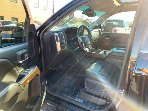 2017 GMC Sierra 2500 Denali