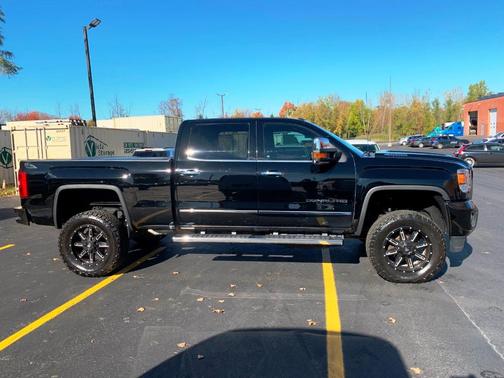 2017 GMC Sierra 2500 Denali