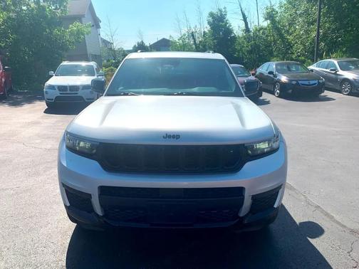 2022 Jeep Grand Cherokee L Altitude