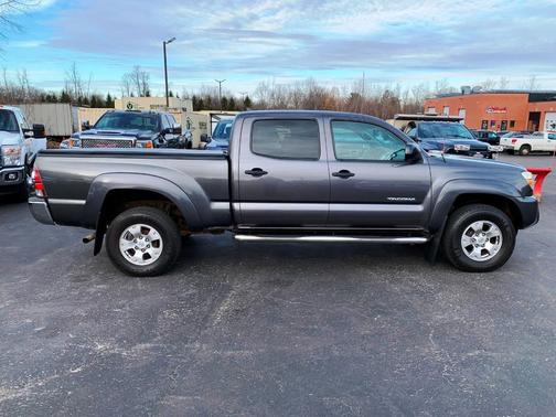 2014 Toyota Tacoma Base