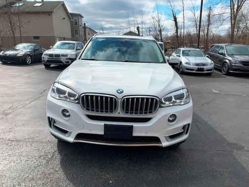 White 2018 BMW X5 xDrive35i