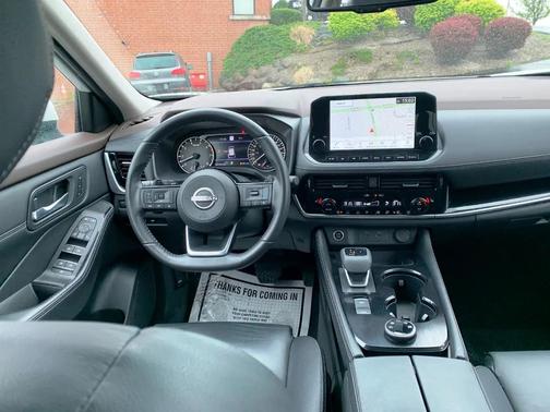 White 2023 Nissan Rogue SL