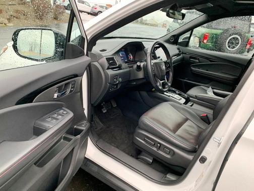 2022 Honda Pilot AWD Elite