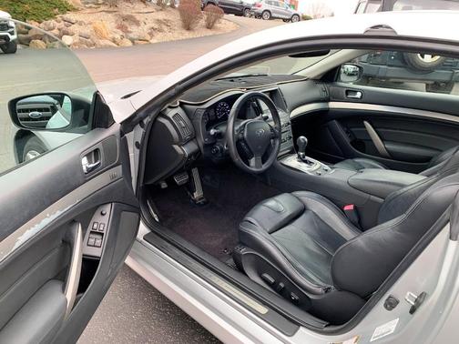 2010 INFINITI G37 Journey