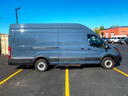 2021 Ford Transit-250 Base