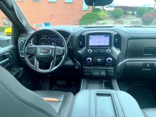 2022 GMC Sierra 2500 AT4