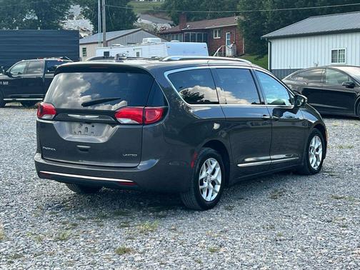 2020 Chrysler Pacifica Limited