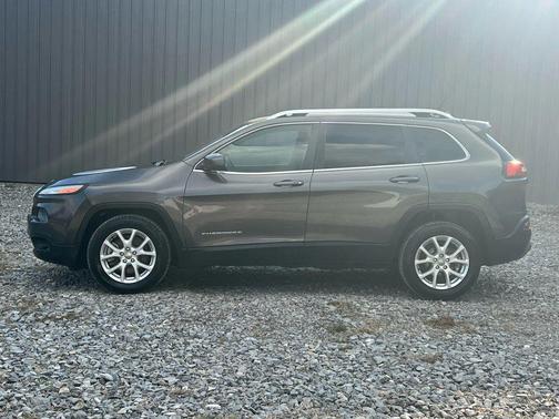 2014 Jeep Cherokee Sport