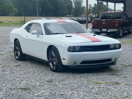 2012 Dodge Challenger SXT